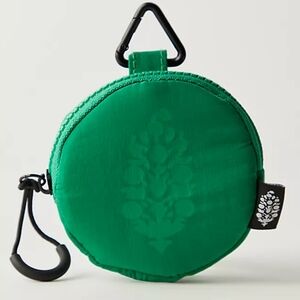 FP Movement Free People Essentials Only Green Pouch NWT
